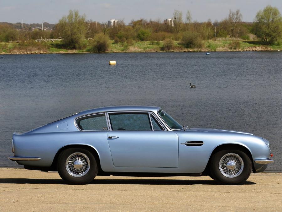  Aston Martin DB6 (Mk II) 1969 года  (UK) (фото 11 из 11)